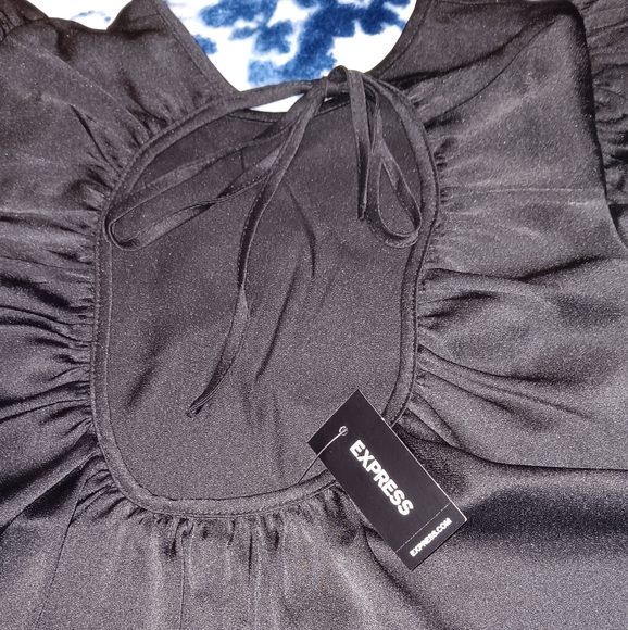 Top - Picture 3 of 3